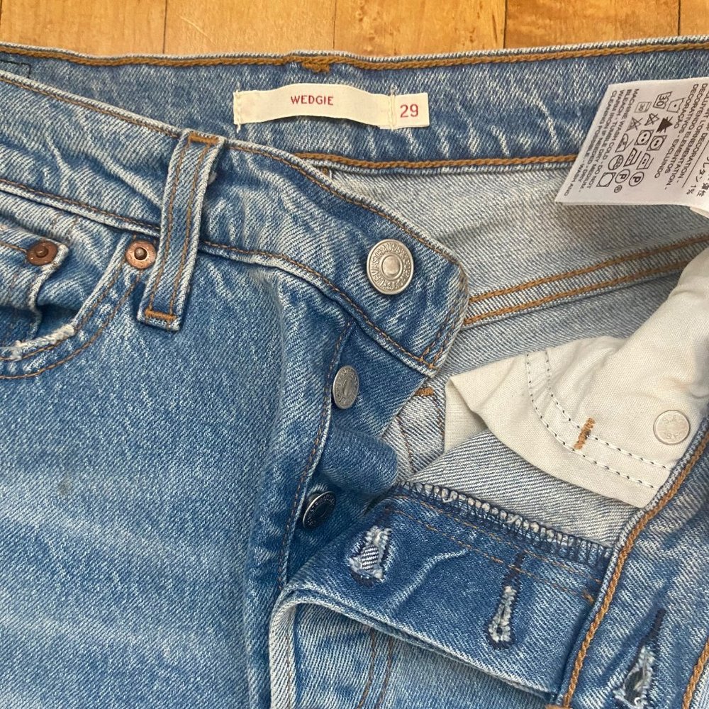 Levi's Wedgie Fit Straight Women's Jeans